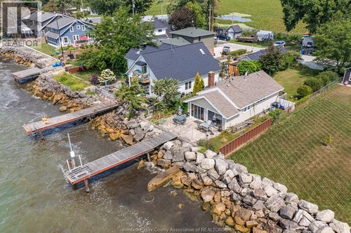 499 Lakeside Dr, Harrow, ON, N0R1G0 | Card Image