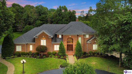 224 Ravenswood Dr, Elizabethtown, KY, 42701-6435 | Card Image