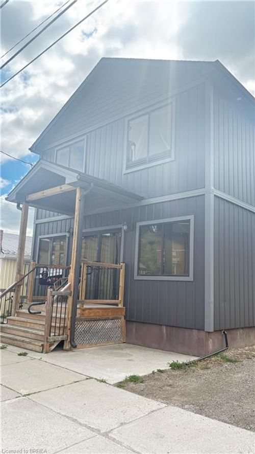 129 King St, Burford, ON, N0E1A0 | Card Image