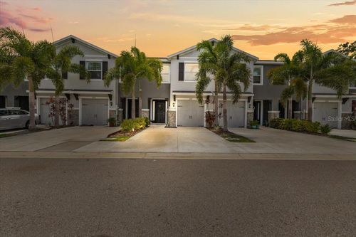 8641 Daydream St, SARASOTA, FL, 34238-2401 | Card Image