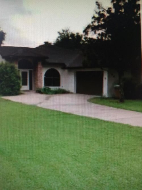 108 Greentree Ln, Yalaha, FL, 34797-3100 | Card Image