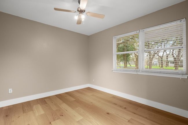 1907 Casa Grande Dr, House other with 3 bedrooms, 2 bathrooms and 4 parking in Austin TX | Image 25