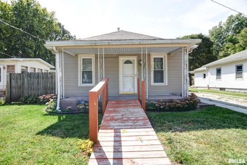 407 Midland Blvd, Tovey, IL, 62570-4470 | Card Image