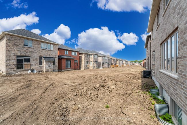 1409 Davis Loop N/A, House other with 4 bedrooms, 4 bathrooms and 4 parking in Innisfil ON | Image 46