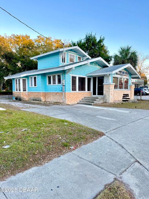 943 S Ridgewood Ave, Daytona Beach, FL, 32114-5338 | Card Image