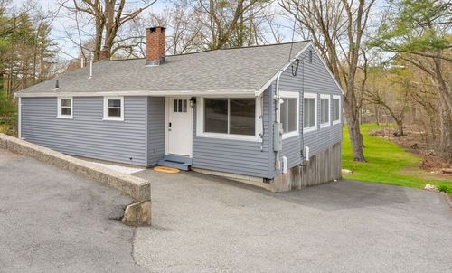 49 Ossamequin Rd, Billerica, MA, 01821-3418 | Card Image