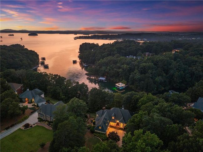 5610 Point West Dr, House other with 6 bedrooms, 7 bathrooms and null parking in Oakwood GA | Image 67