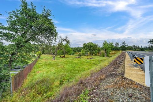 9324 Browns Valley School Rd, Browns Valley, CA, 95918-0100 | Card Image