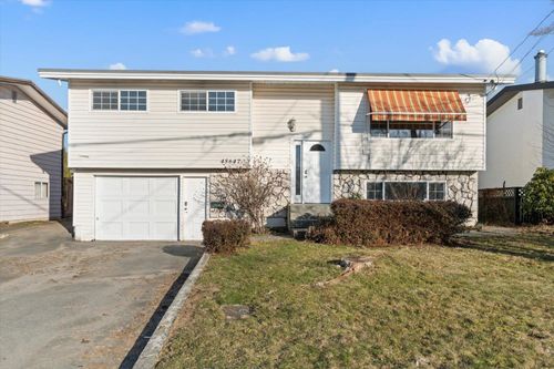 45647 Reece Ave, Chilliwack, BC, V2P2Z9 | Card Image