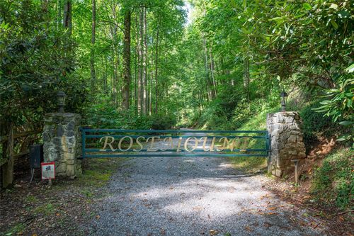 8-8 Resurrection Lane, Sylva, NC, 28779 | Card Image