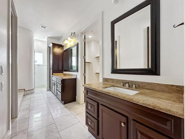 2014 Sabine St, House other with 4 bedrooms, 5 bathrooms and 2 parking in Houston TX | Image 28