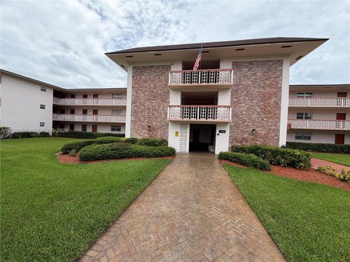 111-1100 Hillcrest Court, Hollywood, FL, 33021 | Card Image