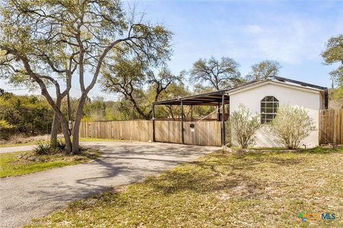 222 Buckhorn Dr, Canyon Lake, TX, 78133-4218 | Card Image