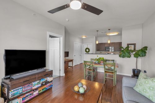 apt-324-2197 Nolensville Pike, Nashville, TN, 37211-2181 | Card Image