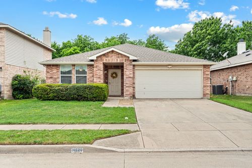 16529 Woodside Drive, Fort Worth, TX, 76247 | Card Image