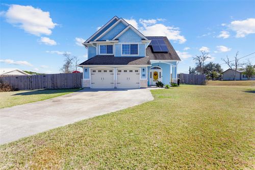 3221 Cemetery Rd, Santa Fe, TX, 77517-3619 | Card Image