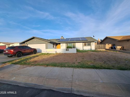 15247 N 52nd Ave, Glendale, AZ, 85306-3405 | Card Image