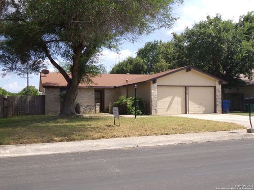 2814 Meadow River St, San Antonio, TX, 78251-2316 | Card Image