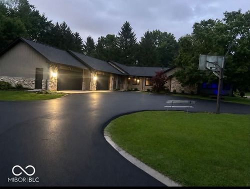 8637 Railroad Rd, Indianapolis, IN, 46217-4856 | Card Image