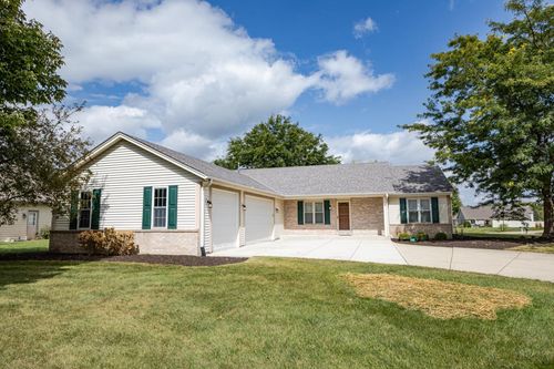 8422 Virginia Circle, NORWAY, WI, 53185 | Card Image
