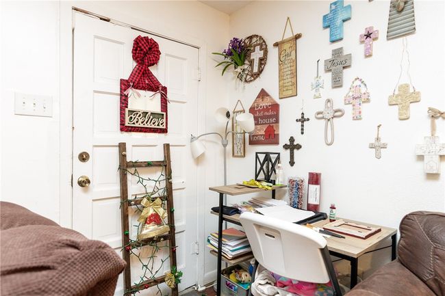 304 E Richard Garcia Street, House other with 2 bedrooms, 1 bathrooms and null parking in Driscoll TX | Image 20
