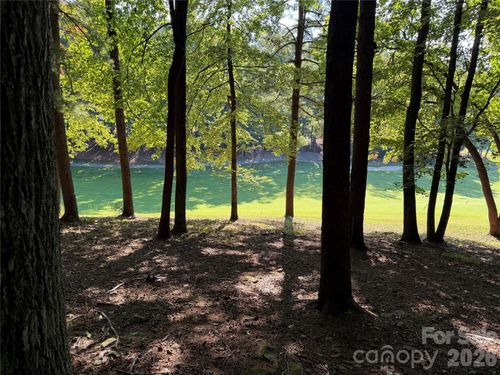 48-121 Bobby Jones Dr, Hendersonville, NC, 28739-8938 | Card Image