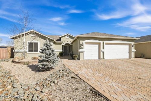 4534 N Kirkwood Ave, Prescott Valley, AZ, 86314-9250 | Card Image