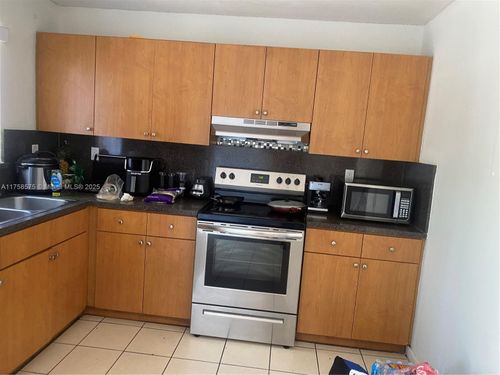 apt-8d-7987 Nw 7th St, Miami, FL, 33126-8013 | Card Image