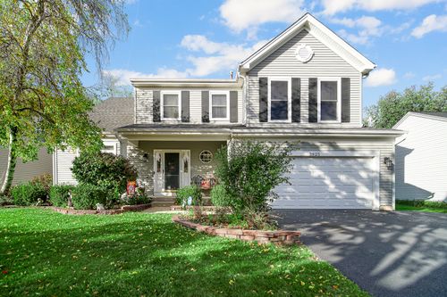 3925 Peartree Dr, Lake In The Hills, IL, 60156-4638 | Card Image