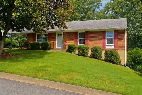 5223 Quail Hollow Cir, Roanoke, VA, 24019-2635 | Card Image
