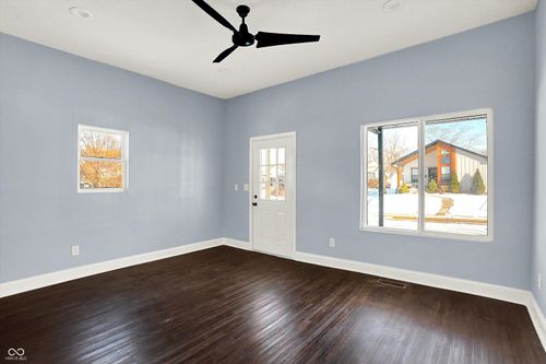 1814 New St, Indianapolis, IN, 46203-3959 | Card Image