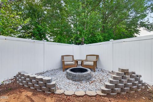 130 New Twin Branch Ct, Smithfield, NC, 27577-5260 | Card Image