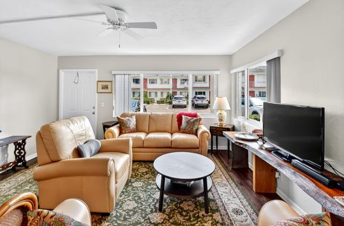apt-107-3160 Lake Osborne Dr, Lake Worth Beach, FL, 33461-5941 | Card Image