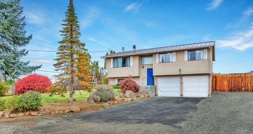 261 Eschbach Hill Rd, Yakima, WA, 98908-9666 | Card Image