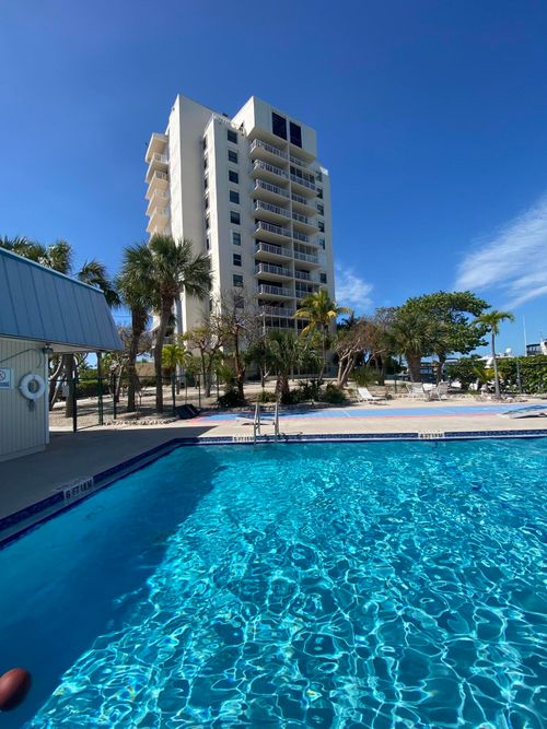 apt-603-2000 Coco Plum Dr, Marathon, FL, 33050-4024 | Card Image