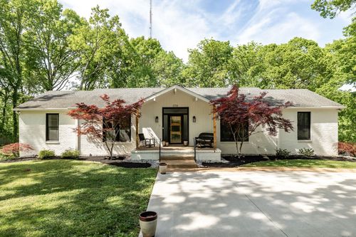 5706 Stoneway Trl, Nashville, TN, 37209-4536 | Card Image