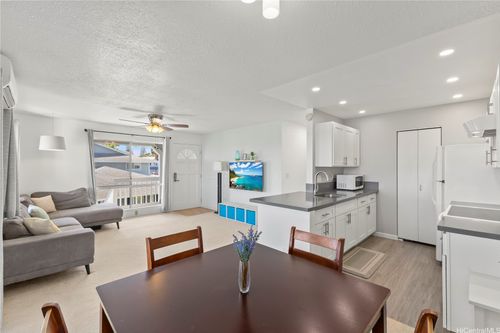 apt-n204-94-828 Lumiauau St, Waipahu, HI, 96797-6807 | Card Image