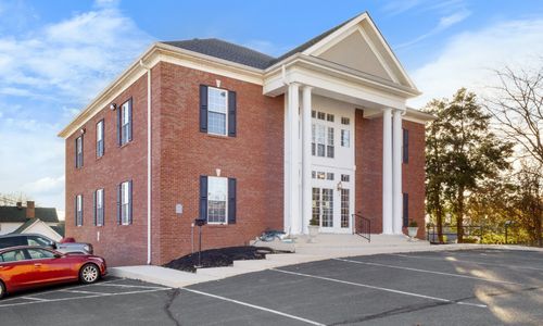 212 Madison St, CLARKSVILLE, TN, 37040-4093 | Card Image