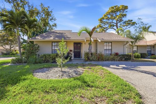 36-36 Windrush Bay Dr, TARPON SPRINGS, FL, 34689-1203 | Card Image