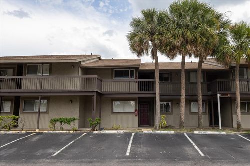 32b2-6332 Newtown Cir, TAMPA, FL, 33615-3650 | Card Image