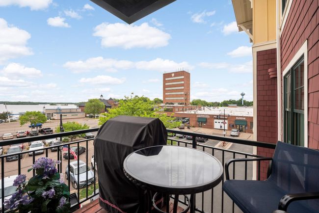 Enjoy beautiful evening sunsets from the west-facing patio. | Image 11