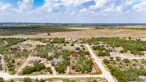 100 County Road 2669, Devine, TX, 78016-5269 | Card Image