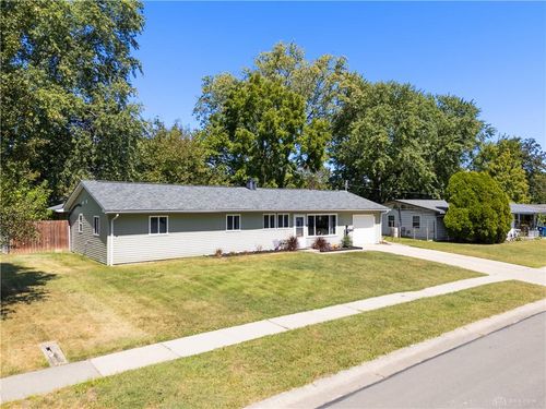 1008 W Main St, Loveland, OH, 45140-2409 | Card Image