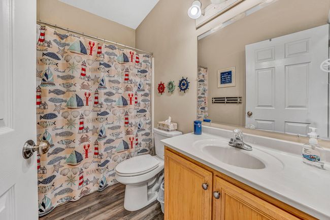 Guest bathroom | Image 22