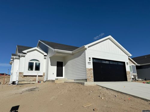 5940 Overlook Way, Mills, WY, 82644 | Card Image