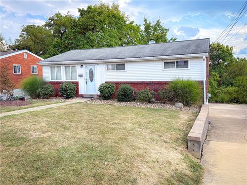 650 Lindsay Rd, Carnegie, PA, 15106-3818 | Card Image
