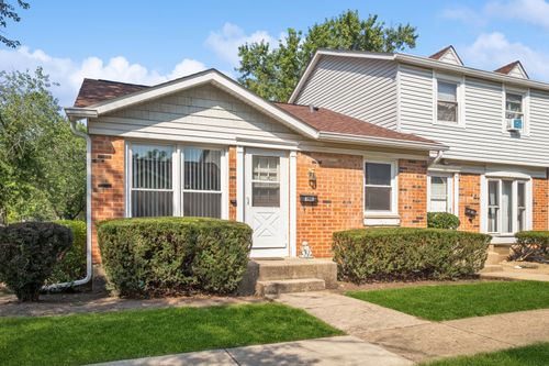 4028 Oxford Ct, Streamwood, IL, 60107-2921 | Card Image