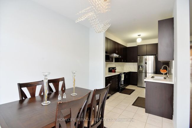 23 Falling Leaf Dr, House attached with 3 bedrooms, 4 bathrooms and 2 parking in Caledon ON | Image 10