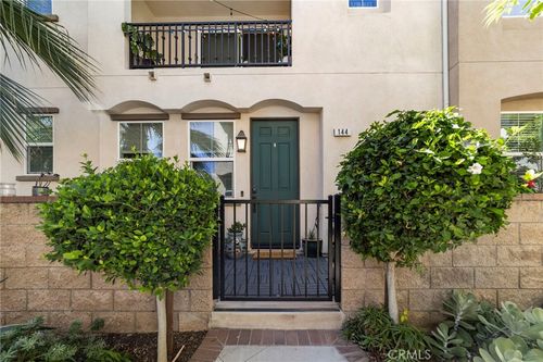 144 Royal Way, Upland, CA, 91786 | Card Image