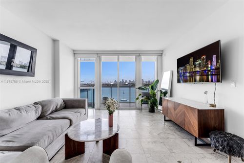 apt-604-520 West Ave, Miami Beach, FL, 33139-6797 | Card Image